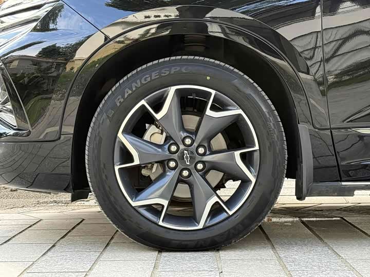 Chevrolet Blazer 2020 2020款 RS 650T 四驱7座 悍版