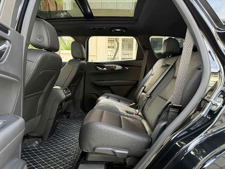 Chevrolet Blazer 2020 2020款 RS 650T 四驱7座 悍版