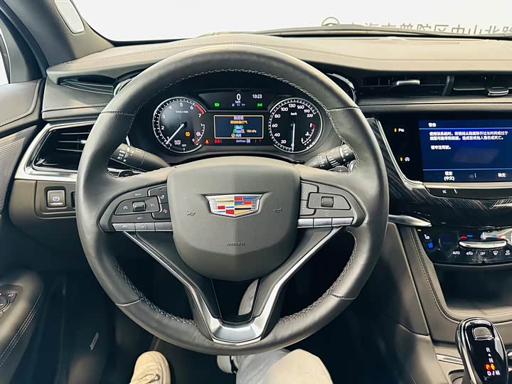 Cadillac XT6 2022 2022款 2.0T 六座两驱豪华型