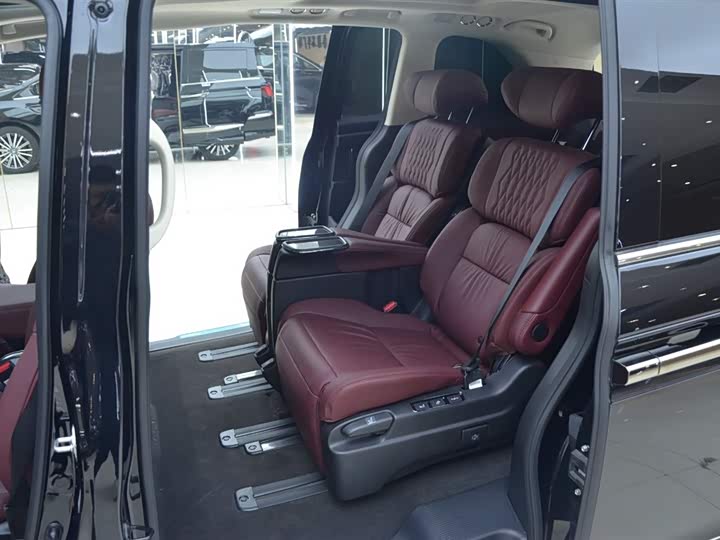 Honda Elysion 2024 2024款 2.0L e:HEV 至尊版