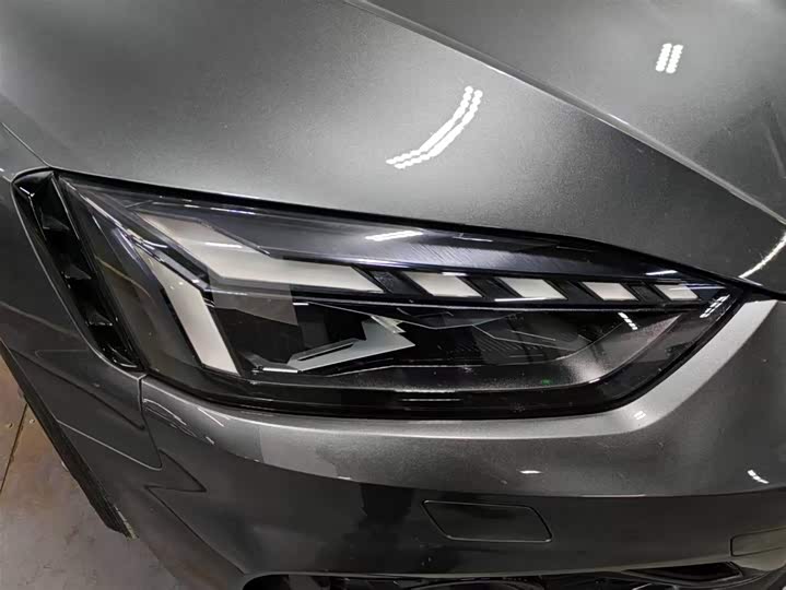 Audi RS 5 2023 2023款 RS 5 2.9T Sportback 黑曜版