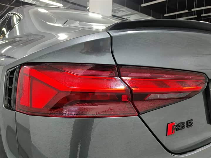 Audi RS 5 2023 2023款 RS 5 2.9T Sportback 黑曜版