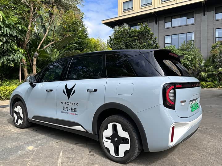 BAIC Arcfox Kaola 2023 2023款 家庭版Pro
