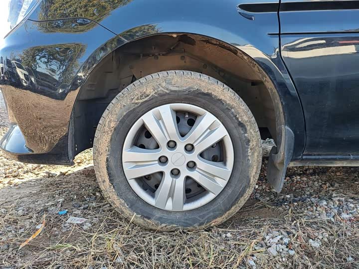 Dongfeng Forthing Lingzhi M5 2023 2023款 M5L 1.6L 基本型 5座