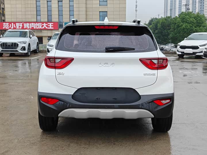 Kia KX1 2021 2021款 1.4L CVT天窗款