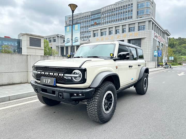 Ford Bronco 2024 2024款 2.3T 荒地