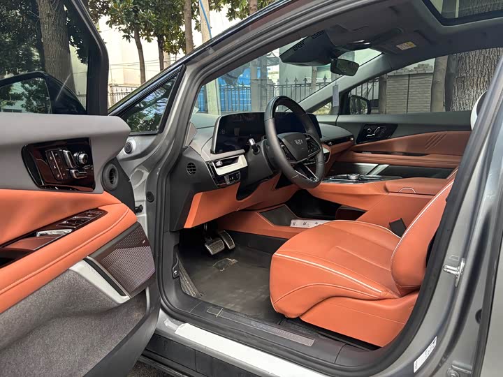 Cadillac Optiq 2024 2024款 四驱长续航版