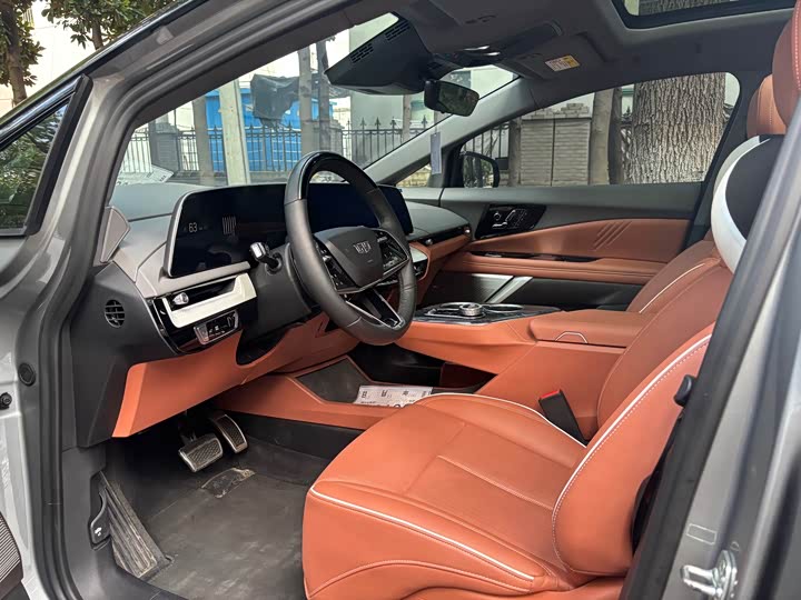 Cadillac Optiq 2024 2024款 四驱长续航版