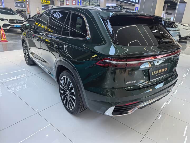 Geely Monjaro 2025 2025款 东方曜 2.0TD 自动四驱望月版