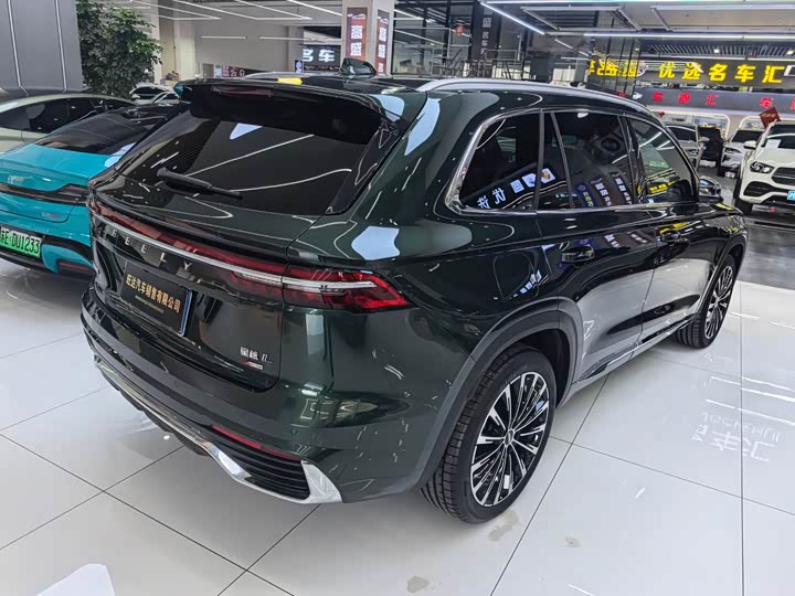 Geely Monjaro 2025 2025款 东方曜 2.0TD 自动四驱望月版