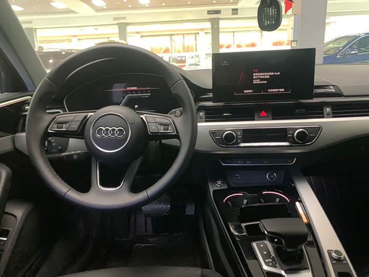 Audi A4 2022 2022款 Avant 40 TFSI 时尚致雅型