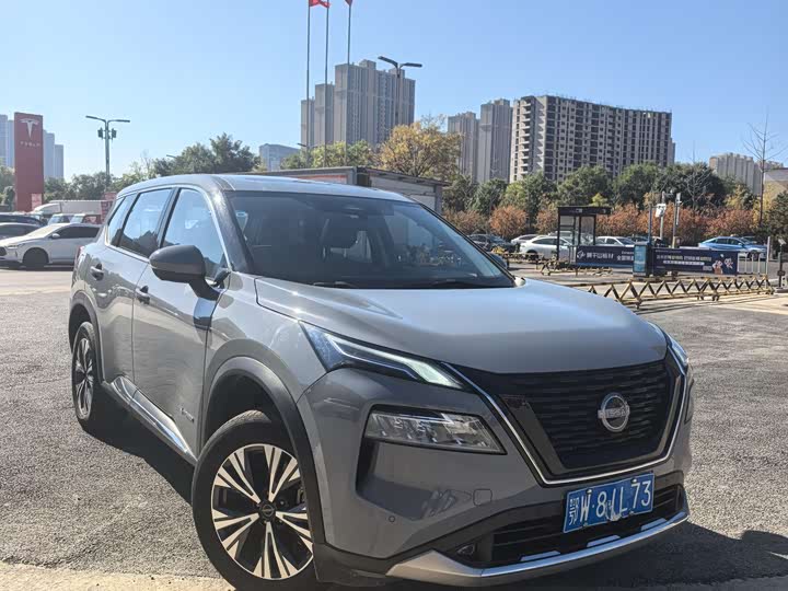 Nissan X-Trail 2023 2023款 e-POWER 超混双电机四驱豪华版