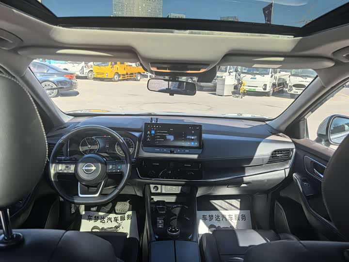 Nissan X-Trail 2023 2023款 e-POWER 超混双电机四驱豪华版