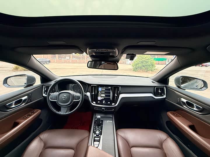 Volvo V60 2021 2021款 B4 智逸豪华版