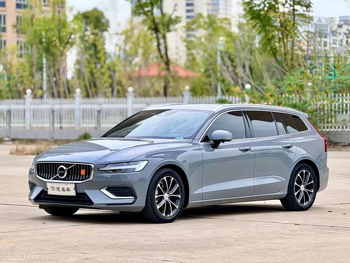 Volvo V60 2021 2021款 B4 智逸豪华版