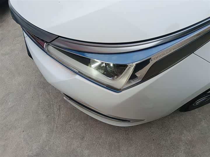 Toyota Corolla Hybrid 2020 2020款 1.8L E-CVT舒适版