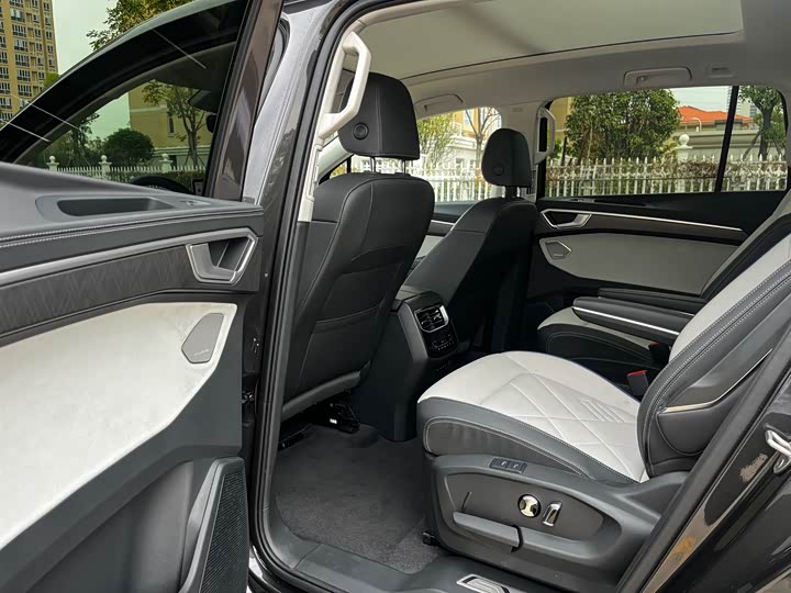 Volkswagen Talagon 2026 2026款 450TSI 四驱旗舰 6座