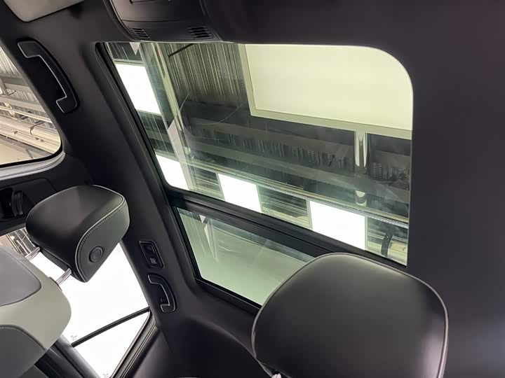 Volkswagen T-Roc 2023 2023款 300TSI DSG两驱星光版