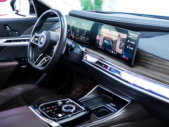 BMW 7 Series 2023 2023款 740Li 领先型 M运动套装