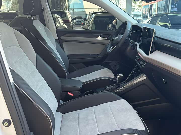 Volkswagen Tayron X 2023 2023款 330TSI 两驱旗舰智慧版