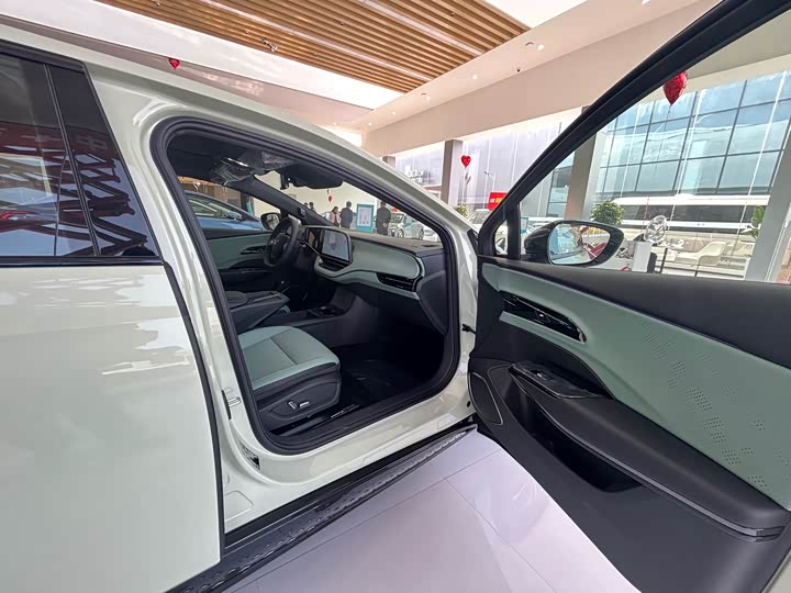 Hongqi EH7 2025 2025款 600 智选版