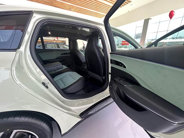 Hongqi EH7 2025 2025款 600 智选版