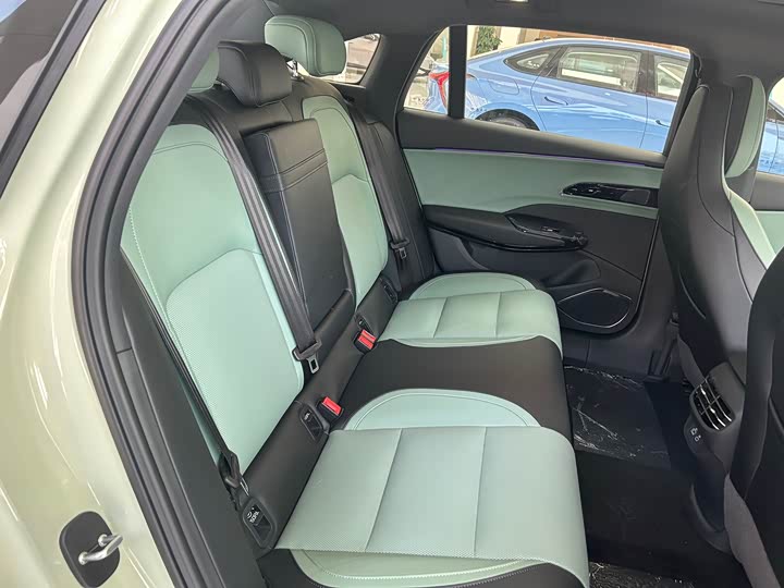 Hongqi EH7 2025 2025款 600 智选版