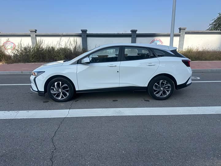 Buick Velite 6 2024 2024款 450km 舒享版 PLUS