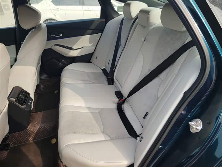 Honda Inspire Hybrid 2023 2023款 e:PHEV 智耀版