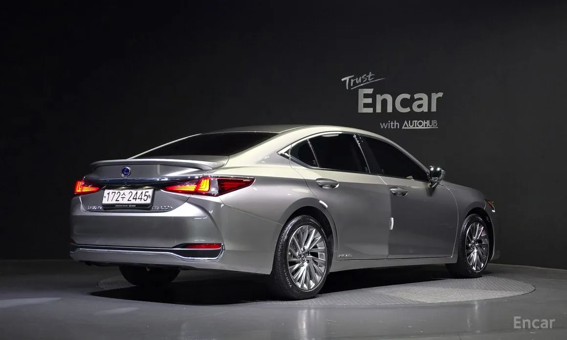 Lexus ES 2018 Luxury Plus