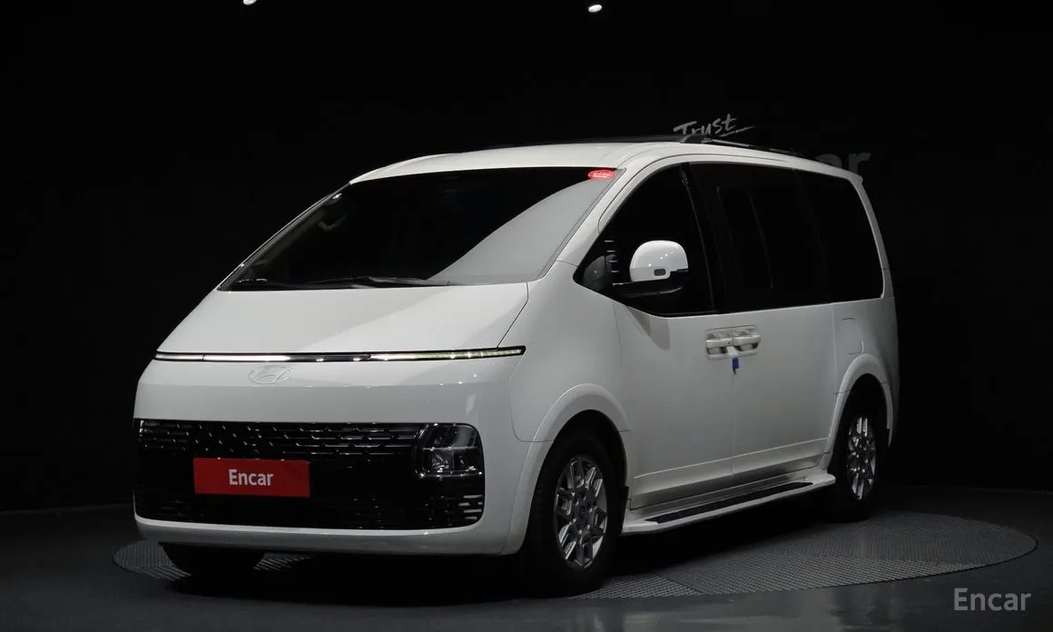 2021 Hyundai Staria