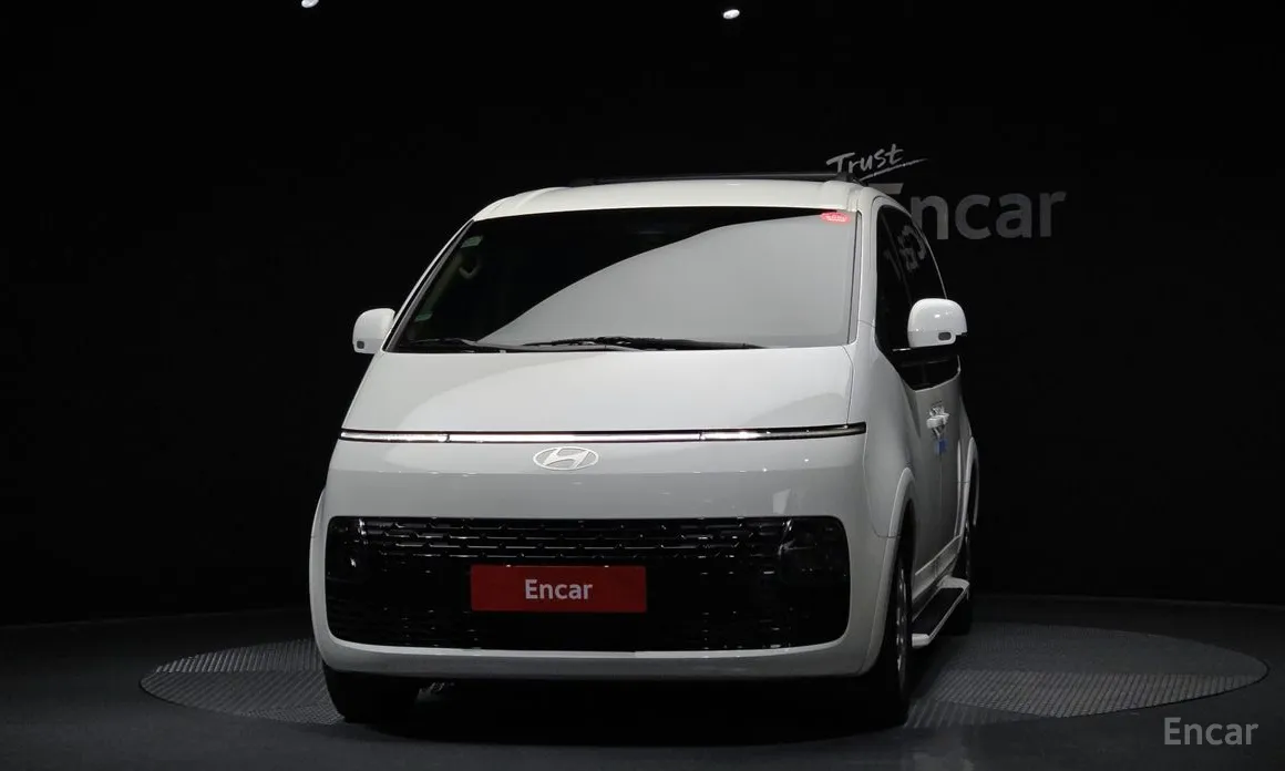 2021 Hyundai Staria