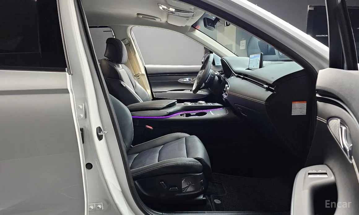 Genesis GV70 2022 e-AWD