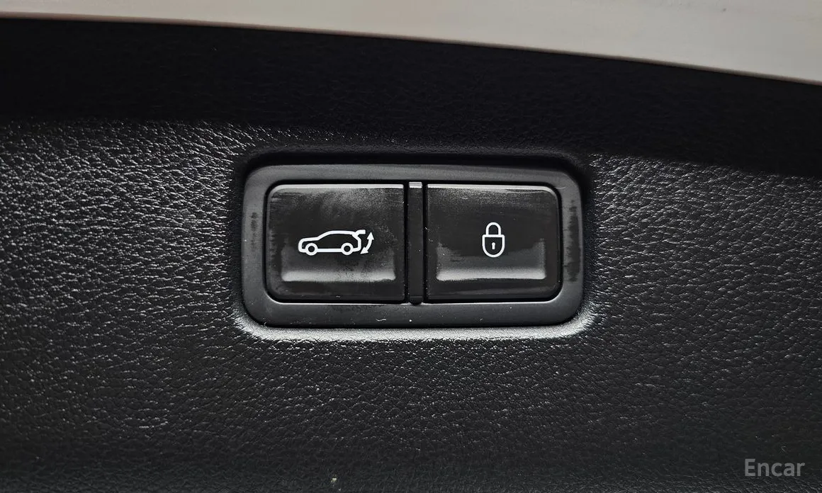 Genesis GV70 2022 e-AWD