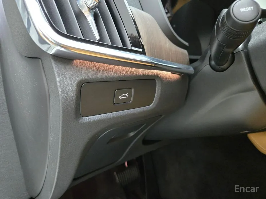 Volvo S90 2016 B5 Ultra Bright