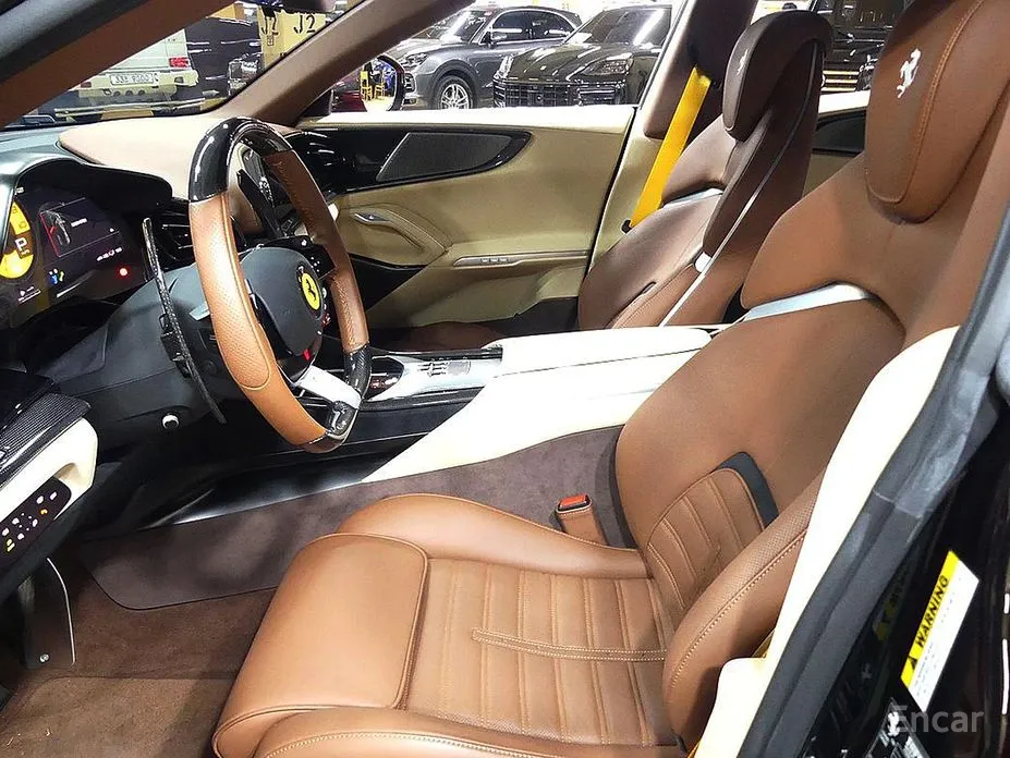 Ferrari Purosangue 2022 6.5 V12