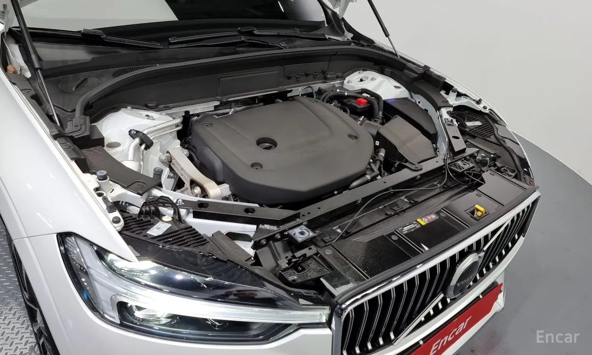 Volvo XC60 2017 B6 Ultra Bright