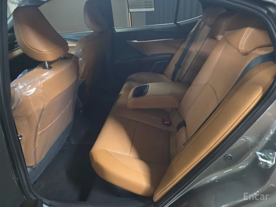 Toyota Camry 2024 2.5 XLE Hybrid