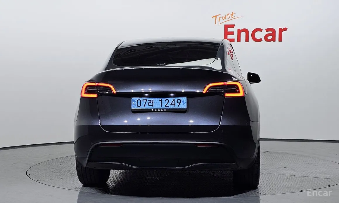 2020 Tesla Model Y