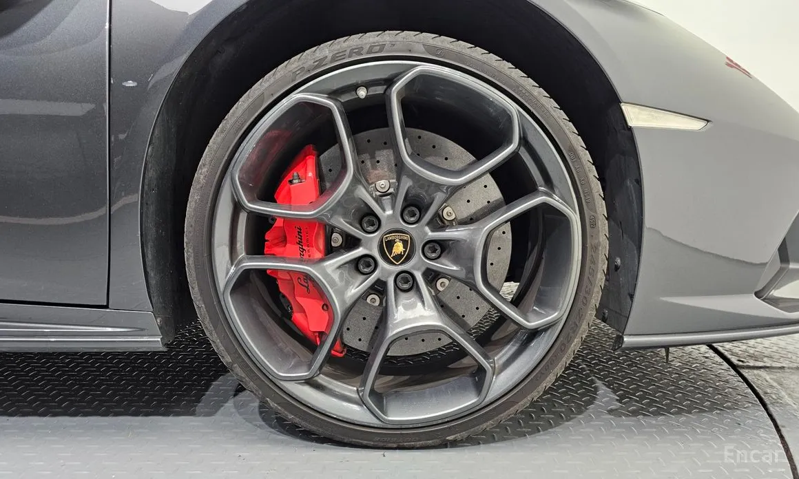 Lamborghini Huracan 2014 LP640-4 EVO Spyder