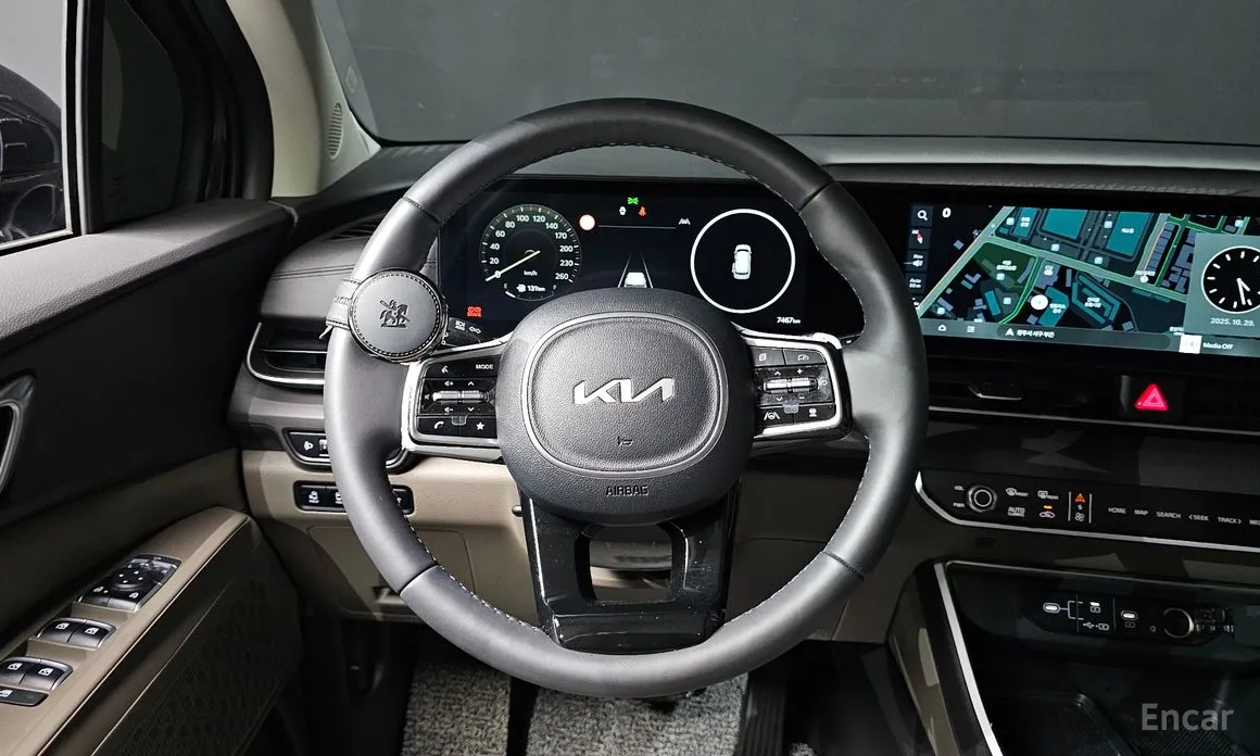 Kia Carnival 2023 Gasoline 9-Seater Noblesse