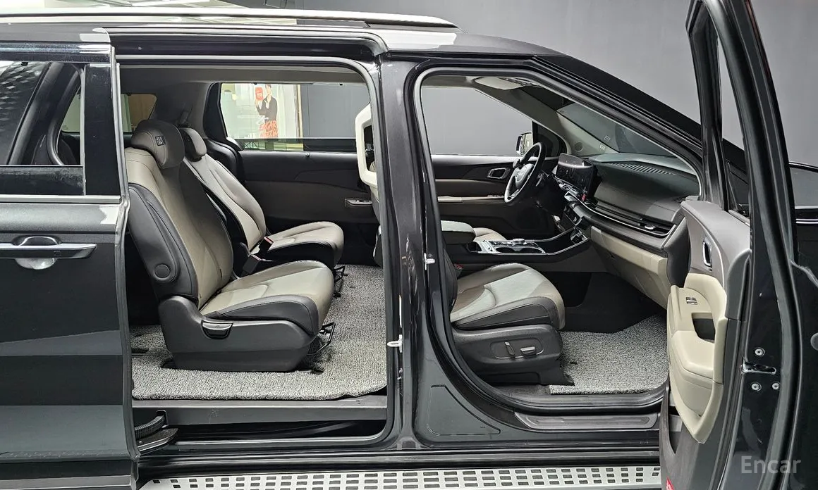 Kia Carnival 2023 Gasoline 9-Seater Noblesse