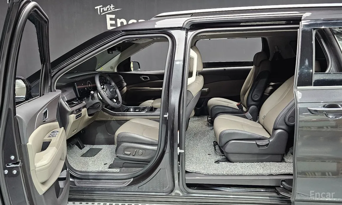 Kia Carnival 2023 Gasoline 9-Seater Noblesse