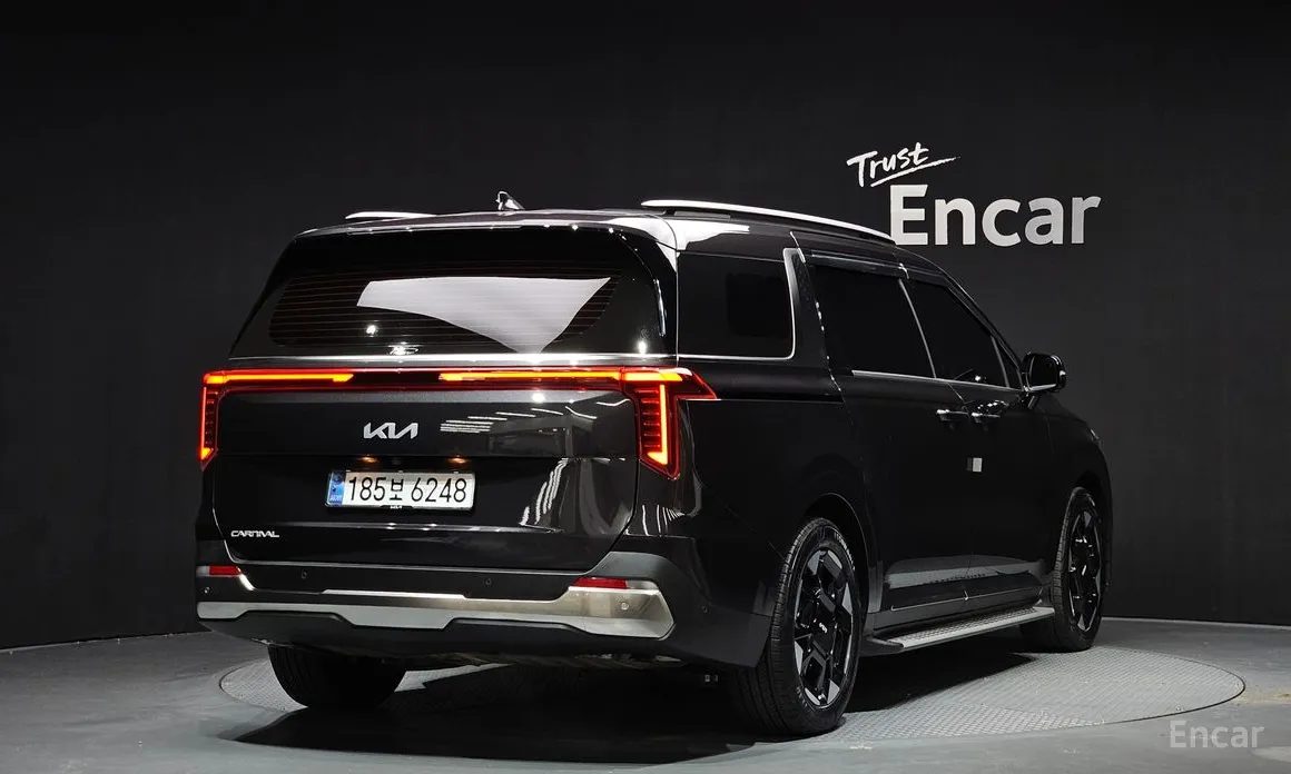 Kia Carnival 2023 Gasoline 9-Seater Noblesse