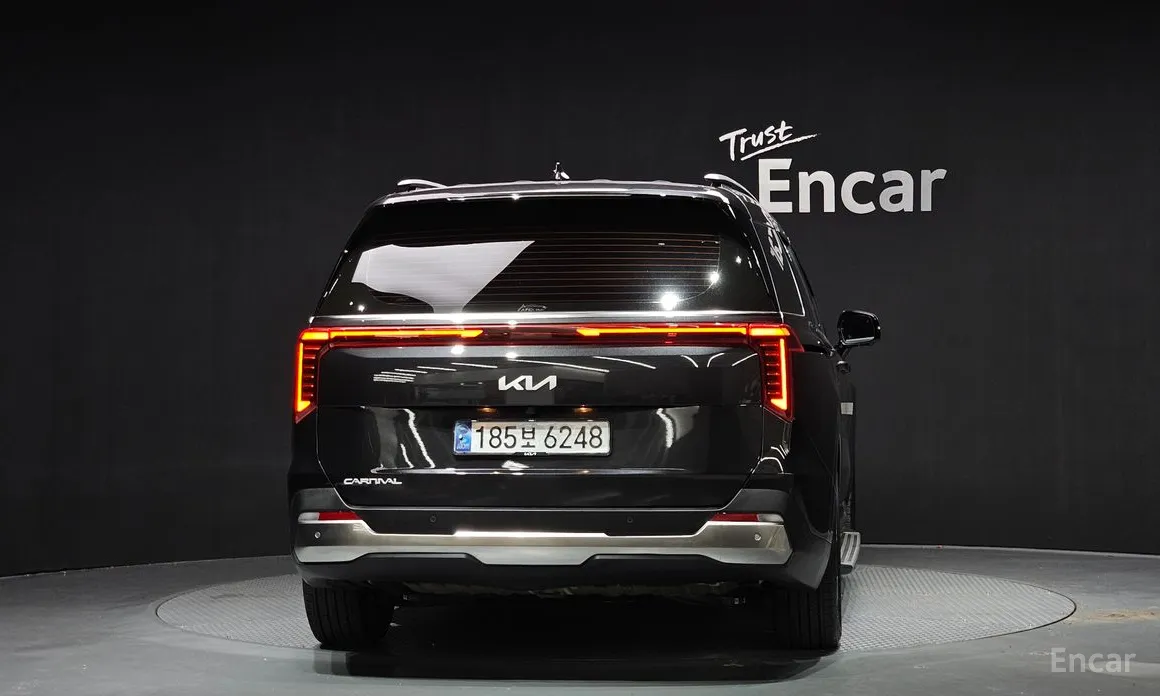 Kia Carnival 2023 Gasoline 9-Seater Noblesse