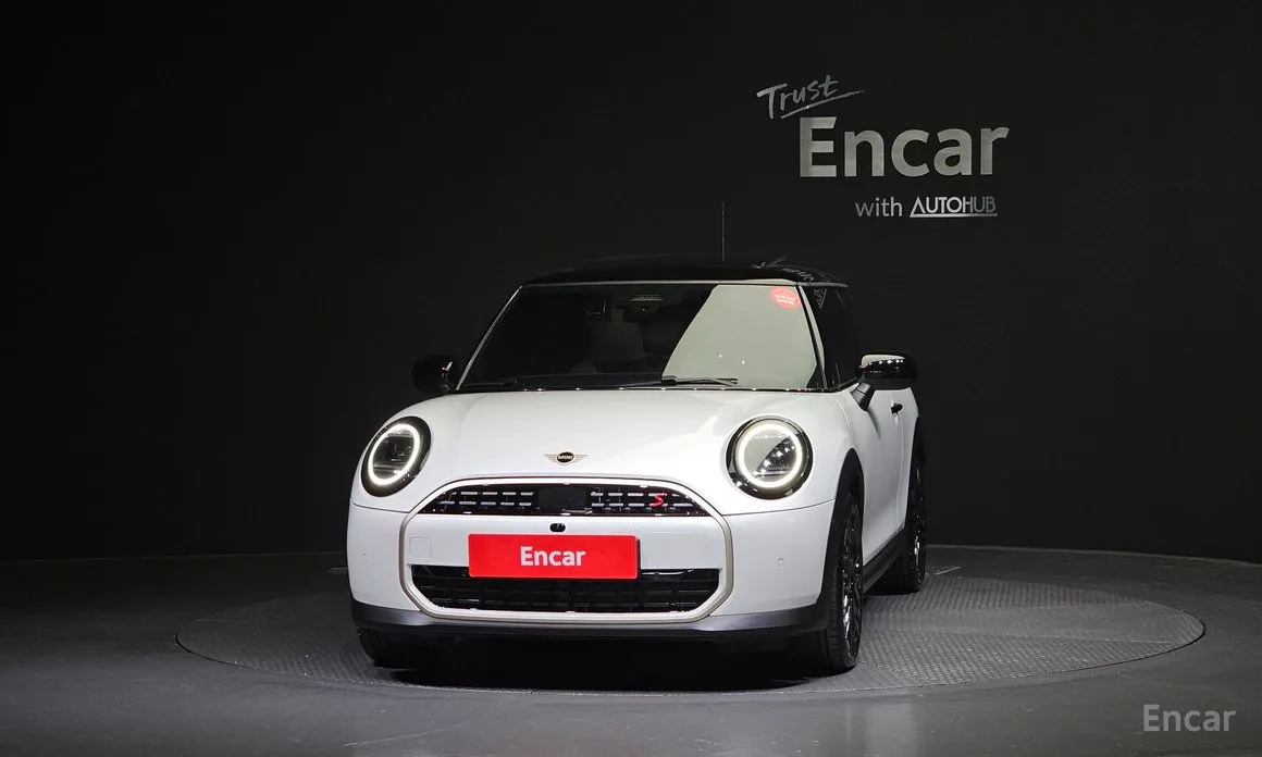 Mini Cooper 2024 Favoured