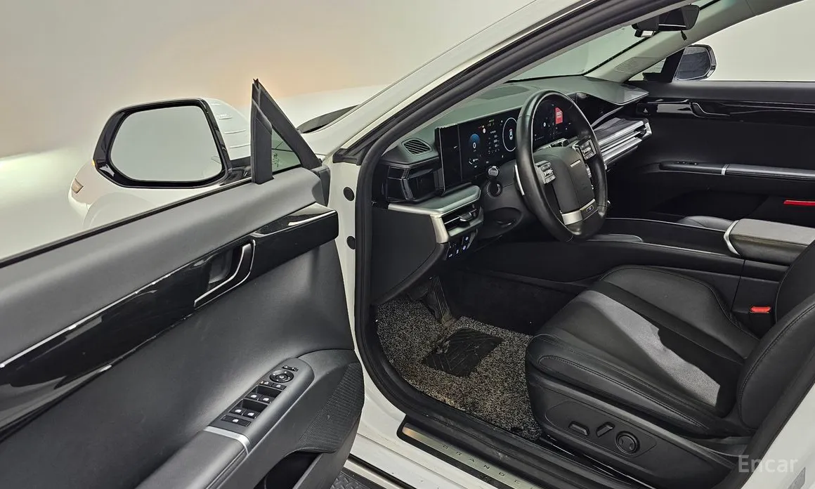 Hyundai Grandeur 2022 Premium