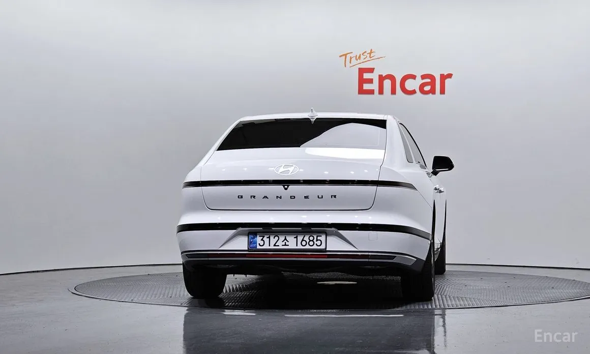 Hyundai Grandeur 2022 Premium