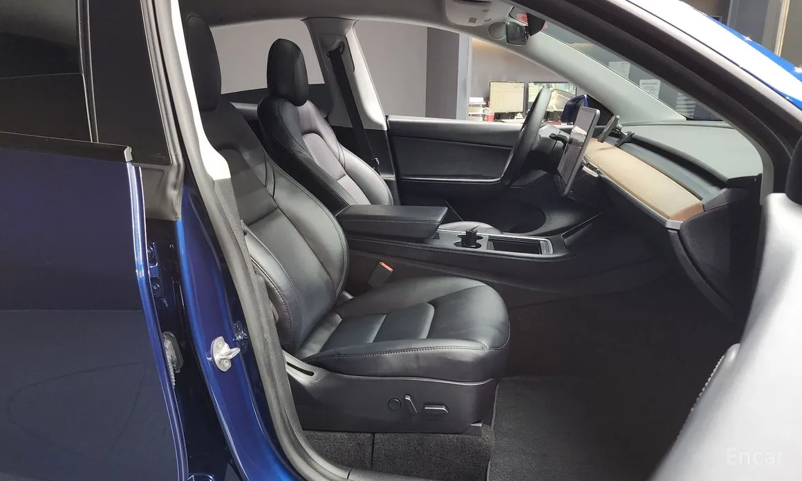 Tesla Model Y 2020 Standard Range