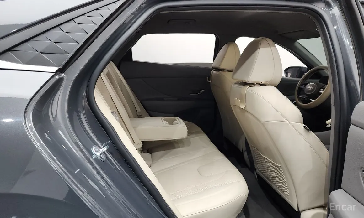 Hyundai Avante 2023 1.6